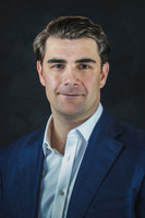 20260108-Headshoots-Arnovia-TPC-1884