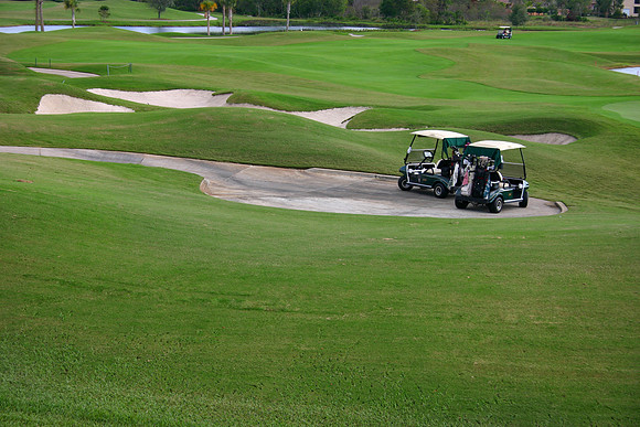 Golf-field-92521276