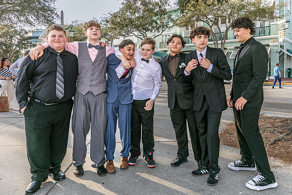 2026021-8th-Grade-Dance-2026-5414