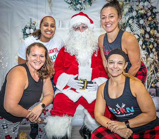 20221224-Christmas-Family-Burn-Boot-Camp-7632
