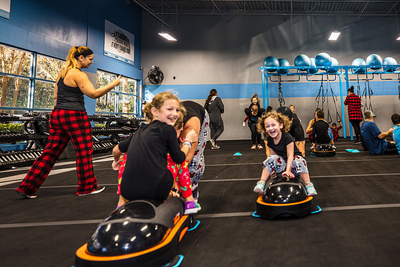 20221224-Christmas-Family-Burn-Boot-Camp-7535
