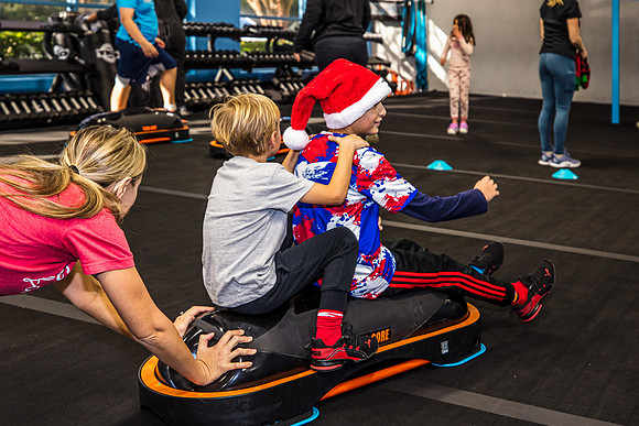 20221224-Christmas-Family-Burn-Boot-Camp-7540