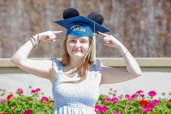20260313-Senior-session-7847