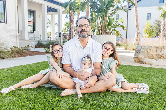 20241130-Elsbeth-Arce-Family-Session-Evermore-5253