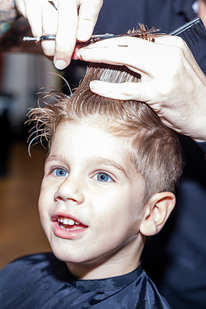 Hair-Cut-Toni-Michaels-Salon-0057J-