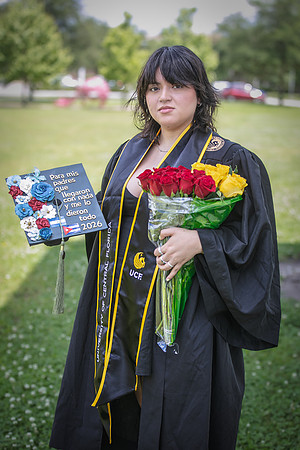 20260419-Elizabeth-Grad-Portraits-UCF-1891