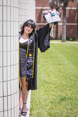 20260419-Elizabeth-Grad-Portraits-UCF-1935