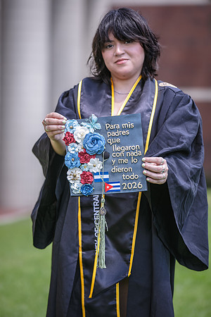 20260419-Elizabeth-Grad-Portraits-UCF-1955