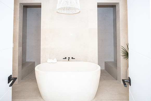 Reunion-Vacation-Home-4685interior-bathroom-