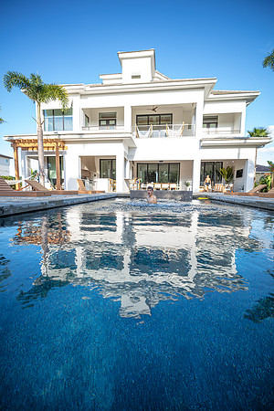 20220923-Reunion-Vacation-Home-4926m-exterior-