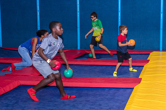 Henry-7th-Birthday-Planet-Obstacle-2424