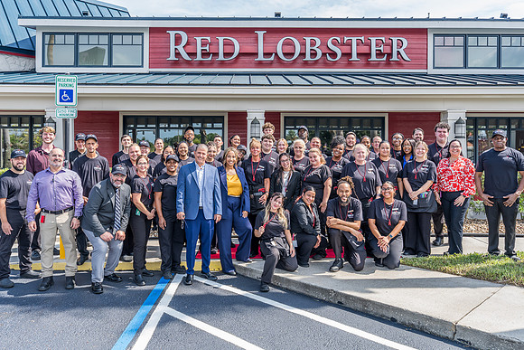 20260729-Red-Lobster-Grand-Reopening-01390