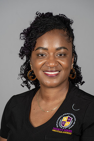 20260731-Teachers-Headshots-03406