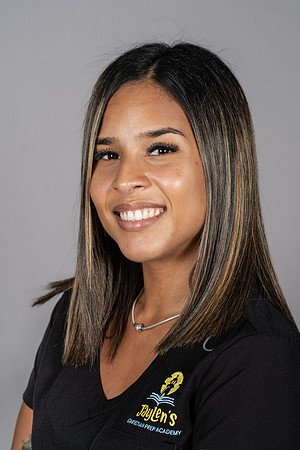 20260731-Teachers-Headshots-03420