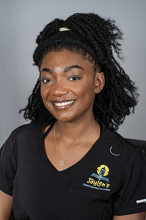 20260731-Teachers-Headshots-03445