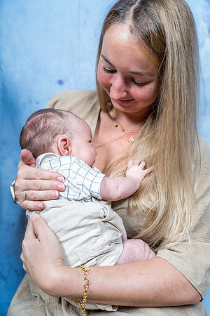 20260815-Newborn-Photo-Session-05566