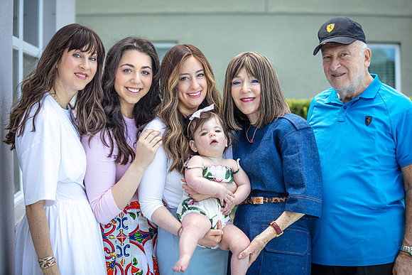 20230411-Tammy-Goldner-Family-Session-9178