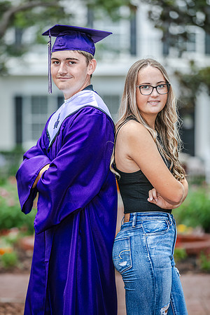 20250503-Senior-Session-Cal-Dar-9889