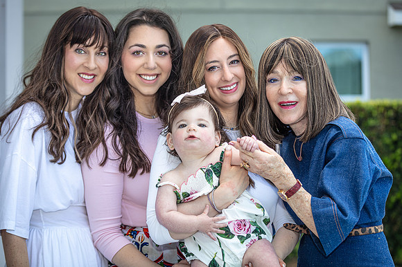 20230411-Tammy-Goldner-Family-Session-9174-