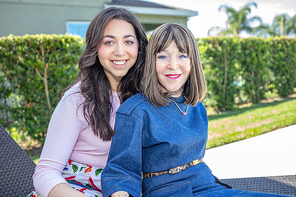 20230411-Tammy-Goldner-Family-Session-9109-