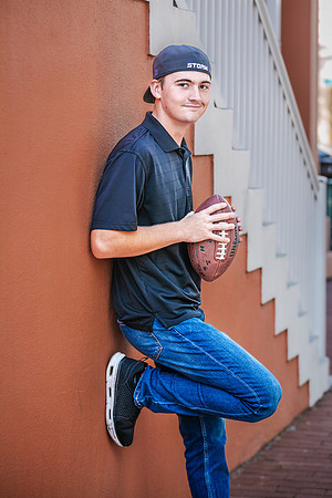 20250503-Senior-Session-Cal-Dar-9683