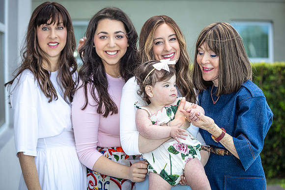 20230411-Tammy-Goldner-Family-Session-9171