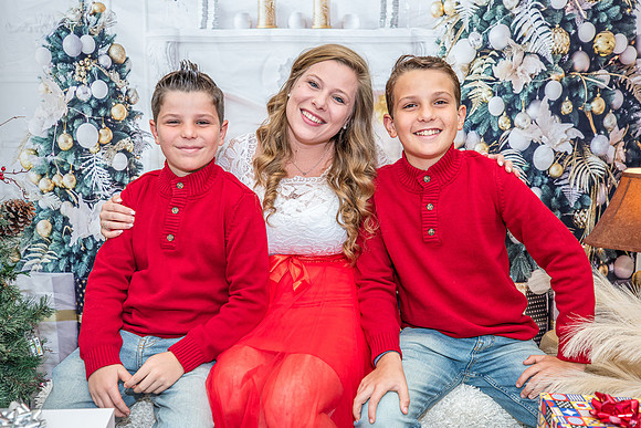 20221224-Christmas-Family-Session-Crystal-7658