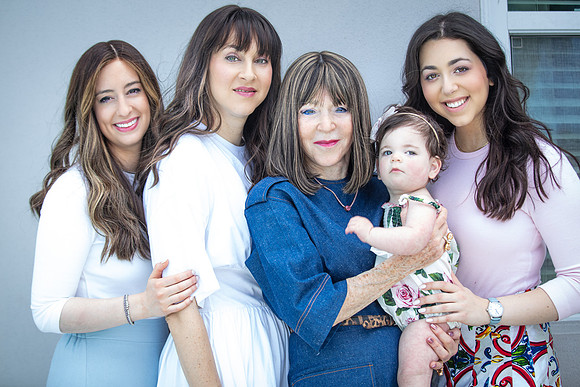 20230411-Tammy-Goldner-Family-Session-9263
