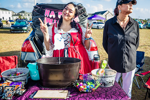 20241030-IVES-Trunk-or-Treat-3340