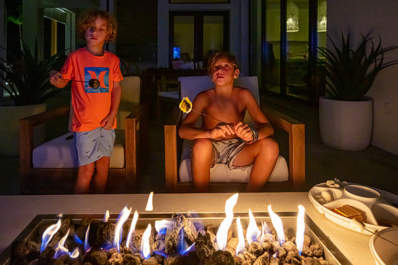 20220923-Reunion-Vacation-Home-5056m-backyard-smores