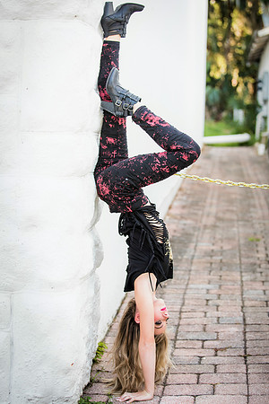Acrobats-Dance-Portraits-ava-6120