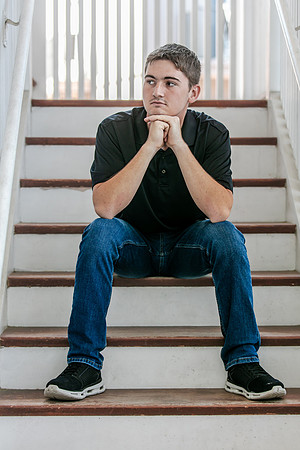 20250503-Senior-Session-Cal-Dar-9636