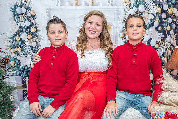 20221224-Christmas-Family-Session-Crystal-7657