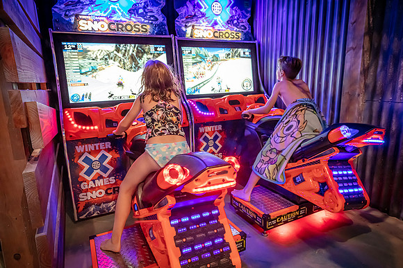 20220923-Reunion-Vacation-Home-5149m-gameroom