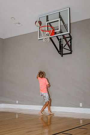 20220923-Reunion-Vacation-Home-4427m-basketball