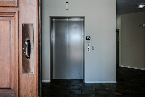 20250726-Condo-211-Longview-Ave-Celebration-Ryan-Mondics-9330