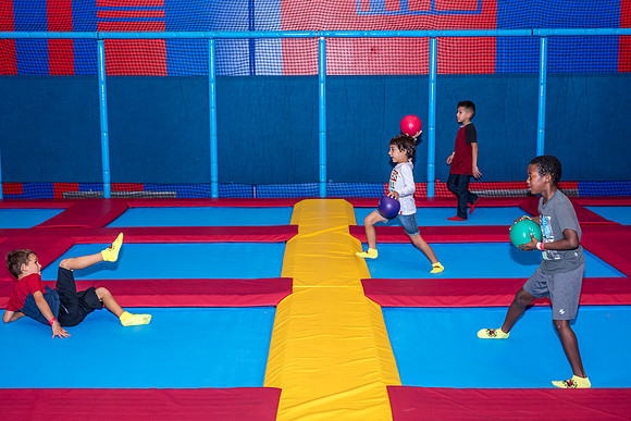 Henry-7th-Birthday-Planet-Obstacle-2388