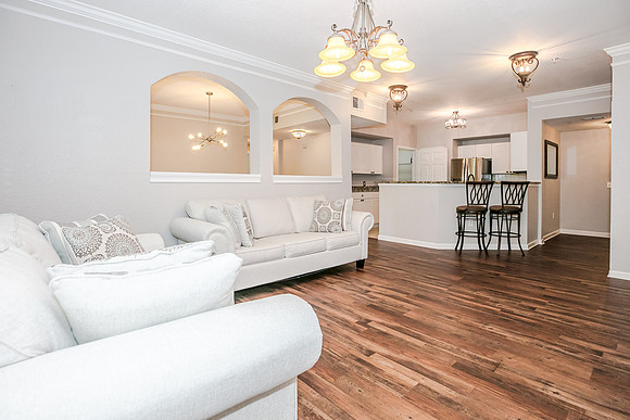 20250726-Condo-211-Longview-Ave-Celebration-Ryan-Mondics-9344