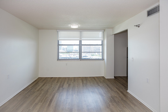 20240610-Kinneret-Apartments-Orlando-0614