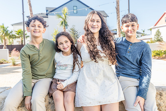 20241130-Elsbeth-Arce-Family-Session-Evermore-5140
