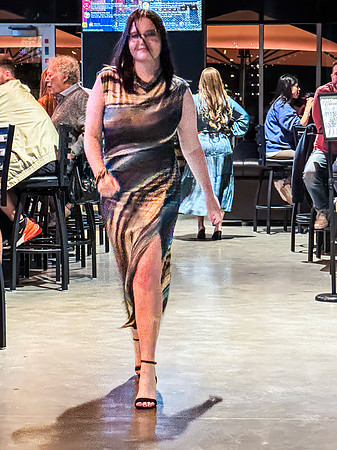 20241122-Runway-on-Tap-ApricotLane-Celebration-Brewing-4418-i