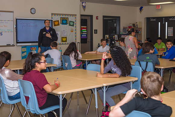 20180419-Innovation-Middle-School-event-4225