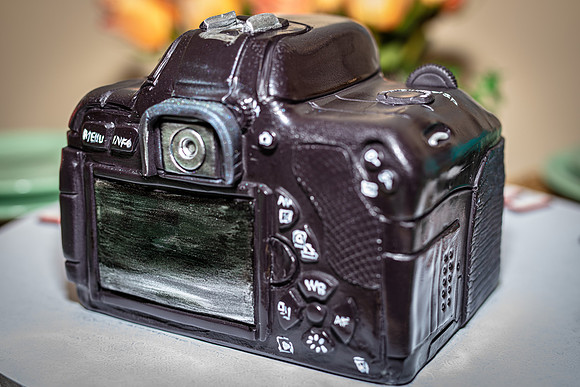 Camera-Birthday-Carrot-Cake-IM-1586