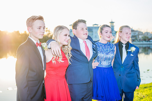 8th-grade-dance-party-2018-1534