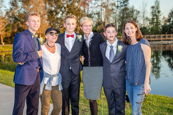 8th-grade-dance-party-2018-1547