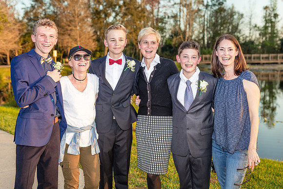 8th-grade-dance-party-2018-1548