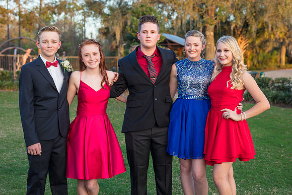 8th-grade-dance-party-2018-1562