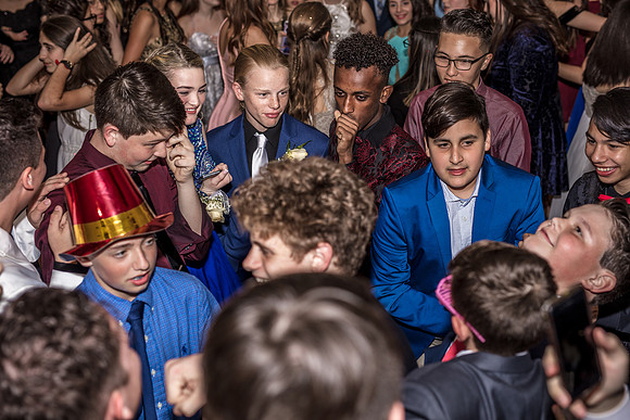 8th-grade-dance-party-2018-1660