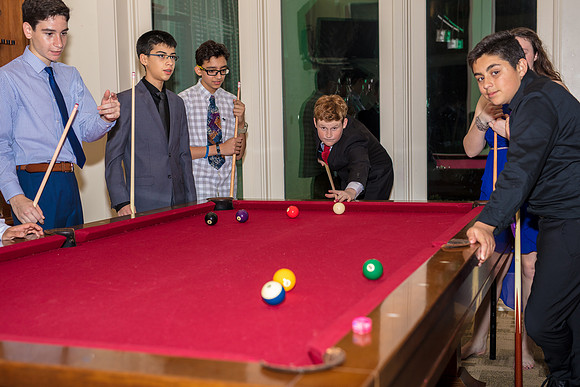8th-grade-dance-party-2018-1866