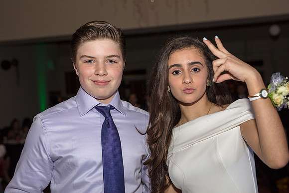 8th-grade-dance-party-2018-1707
